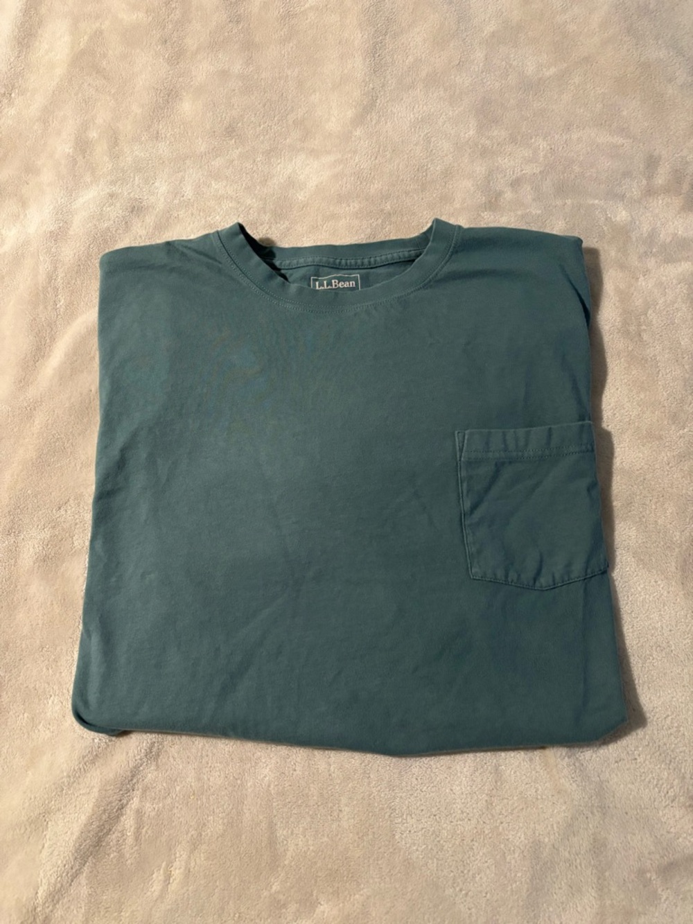 LL Bean Carefree Unshrinkable Pocket Tee